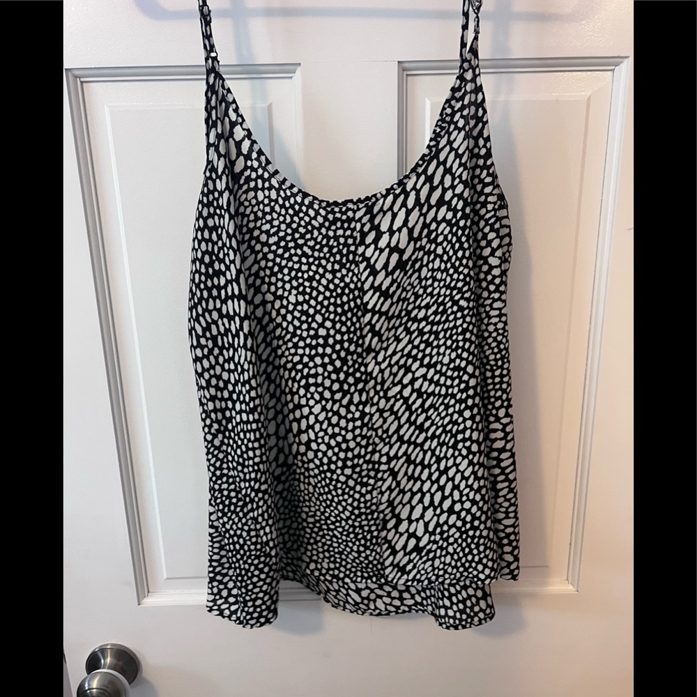 Apt 9 flowy tank. Black with white spots. Xxl like new condition